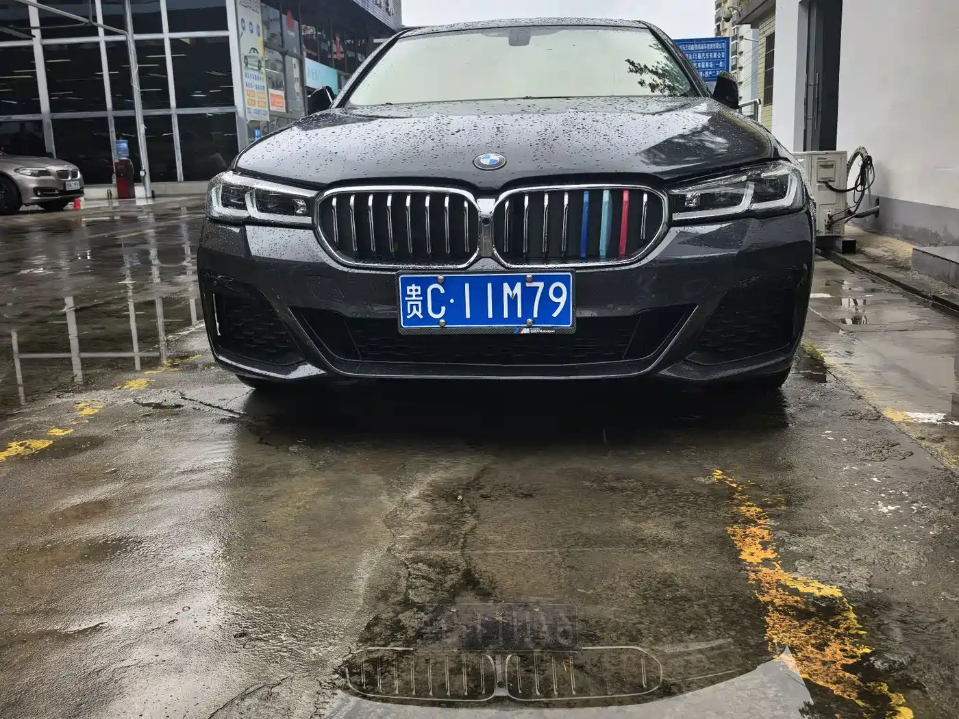 BMW 5 Series 2014 525Li Leading
