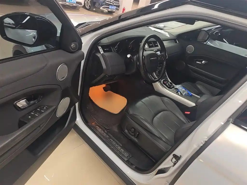Land Rover Range Rover Evoque 2018 240PS SE Smart Edition фото 16