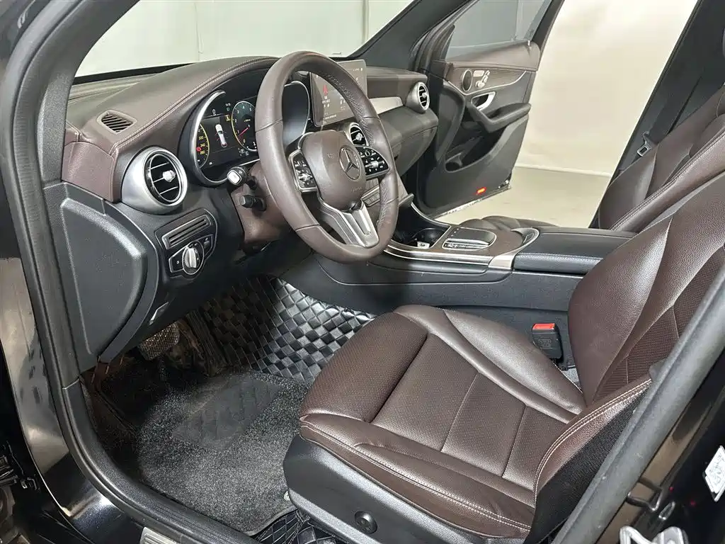 Mercedes-Benz GLC 2022 GLC 300 L 4MATIC Dynamic Collector's Edition фото 13