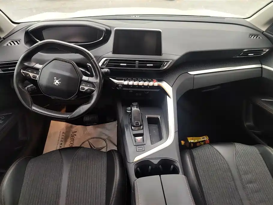 Peugeot 5008 2017 380THP 5-Seat Elite Edition фото 12