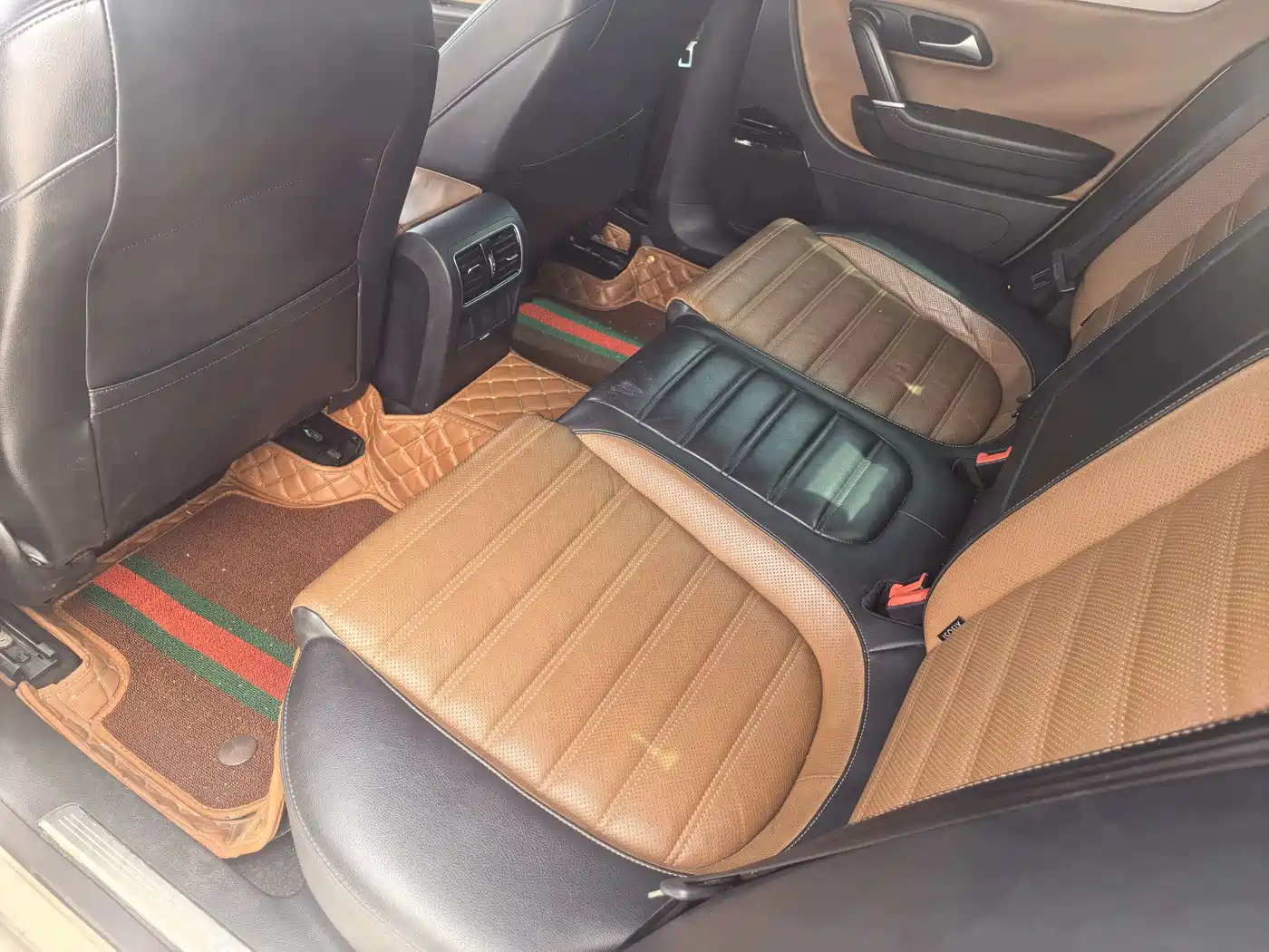 Volkswagen FAW-Volkswagen CC 2013 1.8TSI Premium фото 5