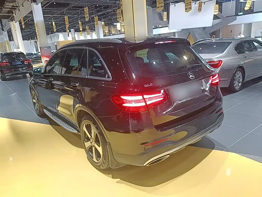Mercedes-Benz GLC 2019 Facelift GLC 260 L 4MATIC Luxury фото 5