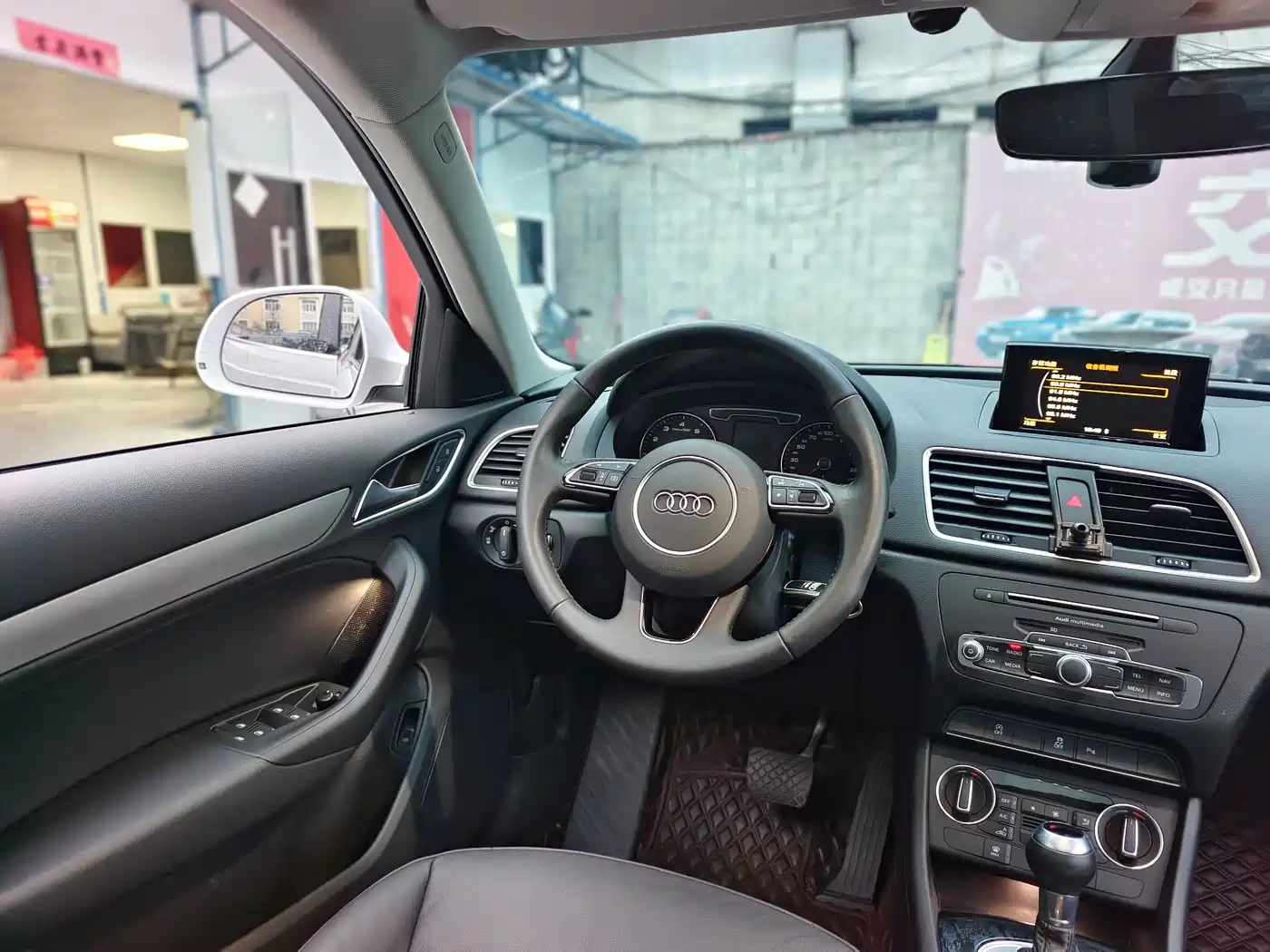 Audi Q3 2018 30th Anniversary Edition 30 TFSI Fashion фото 7