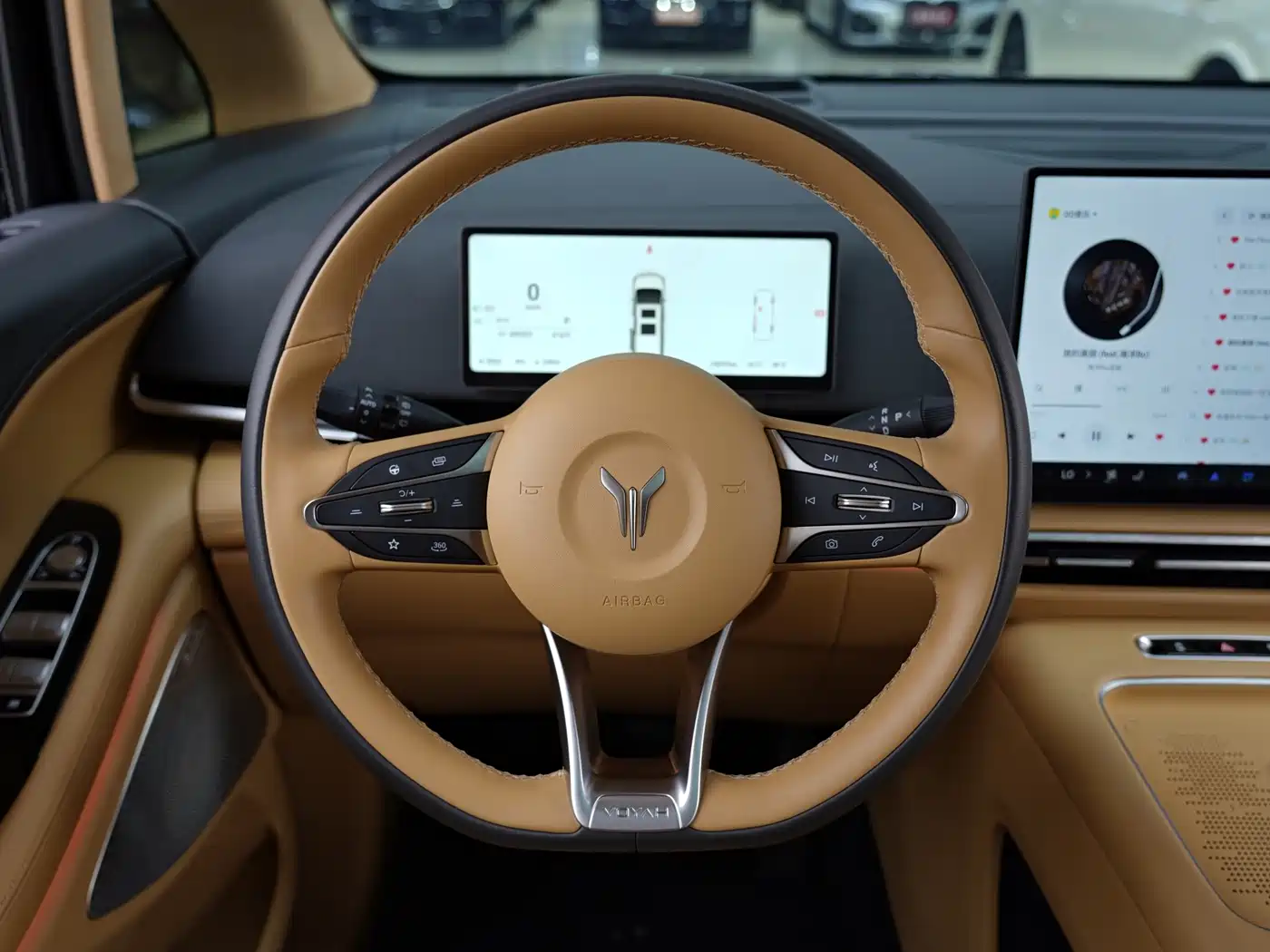 Voyah Auto Voyah Dreamer 2025 PHEV AWD Flagship Kunpeng Edition фото 12