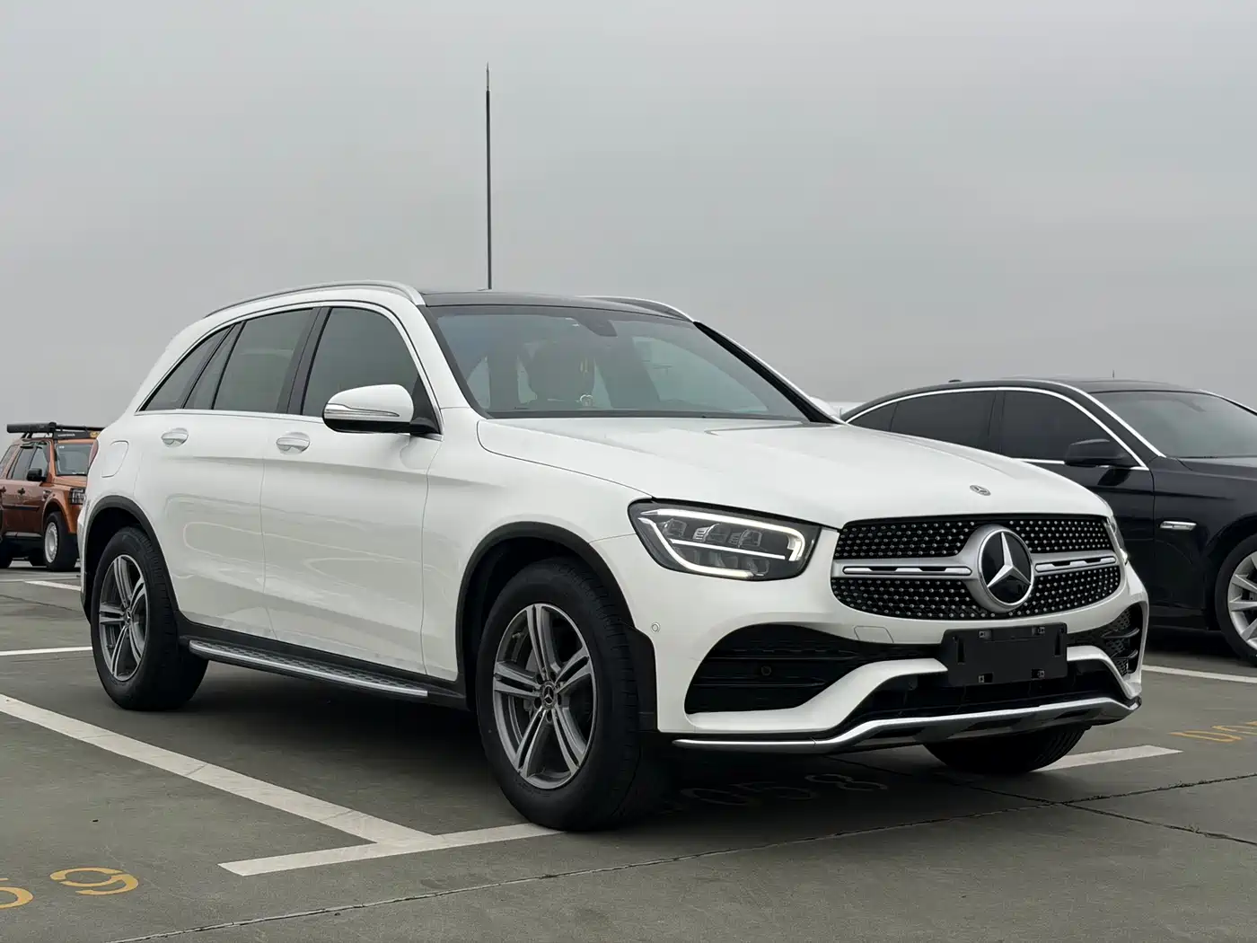 Mercedes-Benz GLC 2020 GLC 260 L 4MATIC Luxury фото 3