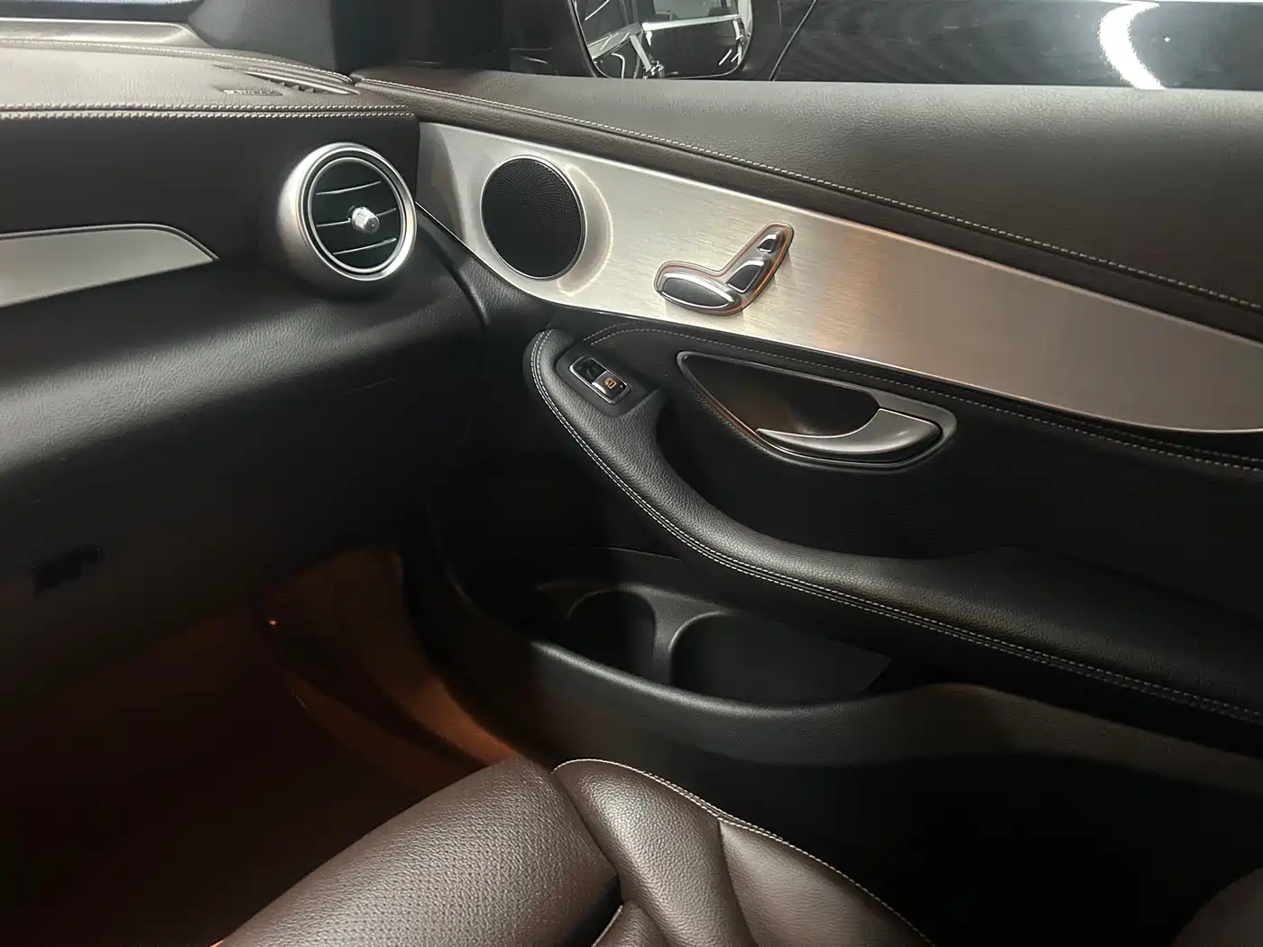 Mercedes-Benz GLC 2020 GLC 260 L 4MATIC Dynamic фото 12