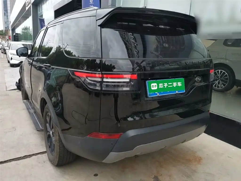 Land Rover Discovery 2020 2.0T SE фото 5