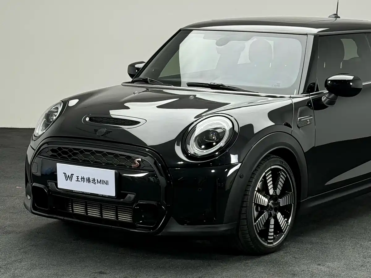 MINI 2023 2.0T COOPER S Artist фото 10