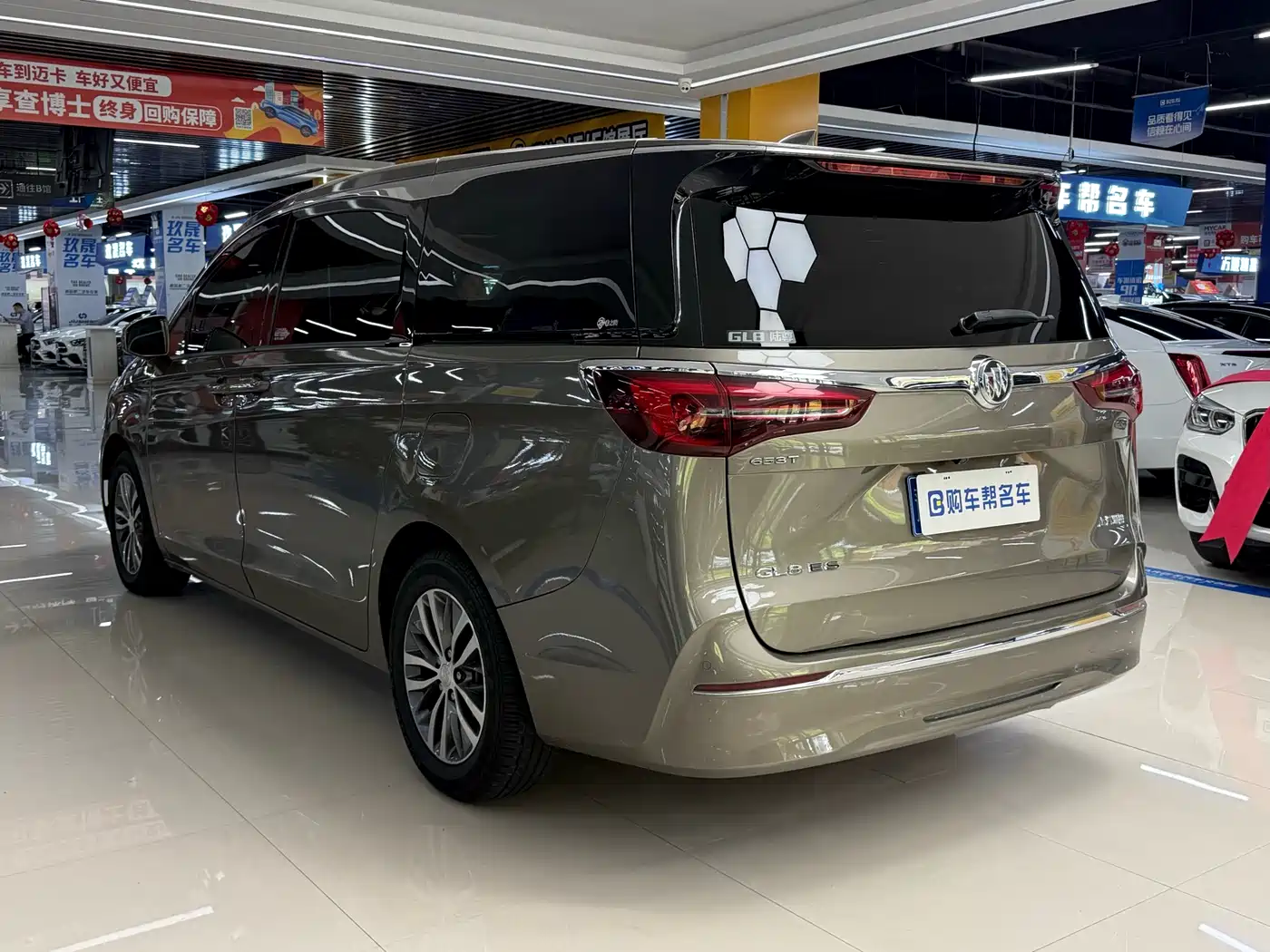 Buick GL8 2021 ES Landlord 653T Comfort фото 16