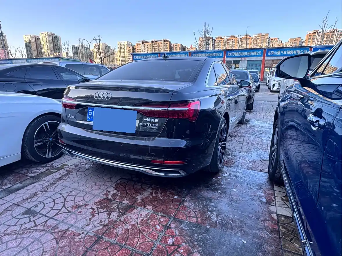 Audi A6L 2023 45 TFSI quattro Premium Elegance фото 9