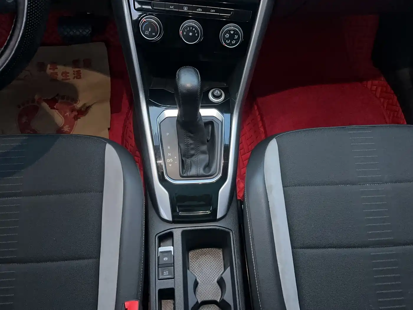 Volkswagen T-ROC 2019 230TSI DSG 2WD Progressive Version China VI фото 17