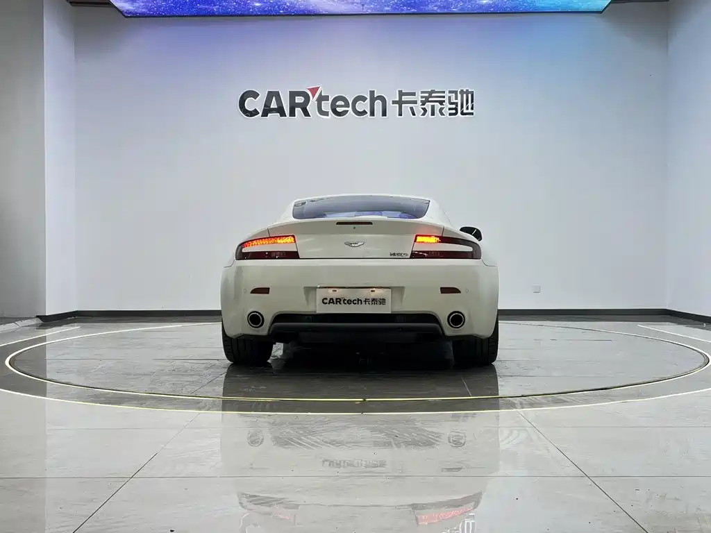 Aston Martin Vantage 2012 2011 4.7L Sportshift Coupe