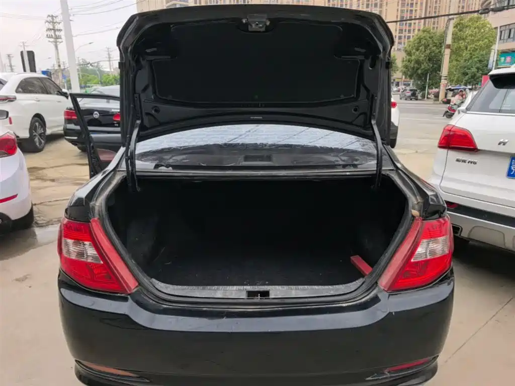 BYD F3 2015 Energy-saving Edition 1.5L Manual Luxury фото 19