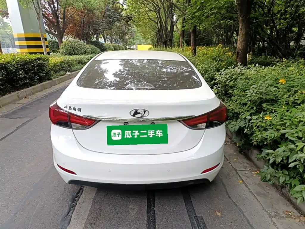 Hyundai Langdong 2016 1.6L Automatic Premium Edition фото 6