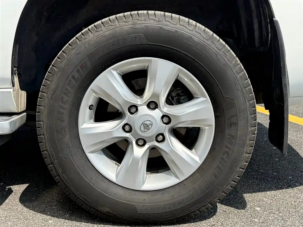 Toyota Prado 2010 4.0L Automatic TX-L фото 9