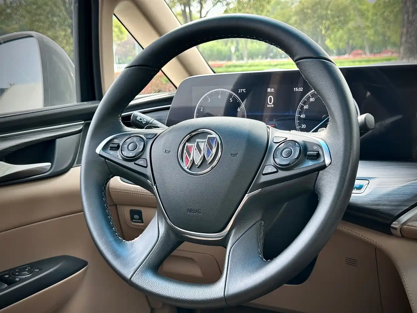 Buick GL8 2021 ES Landlord 653T Luxury фото 15