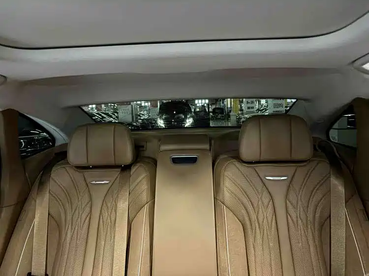 Hongqi H9 2024 2.0T Qi Chang Private Fashion Edition фото 15