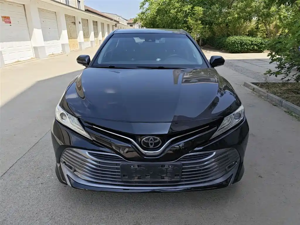 Toyota Camry 2018 2.5G Luxury Edition фото 3