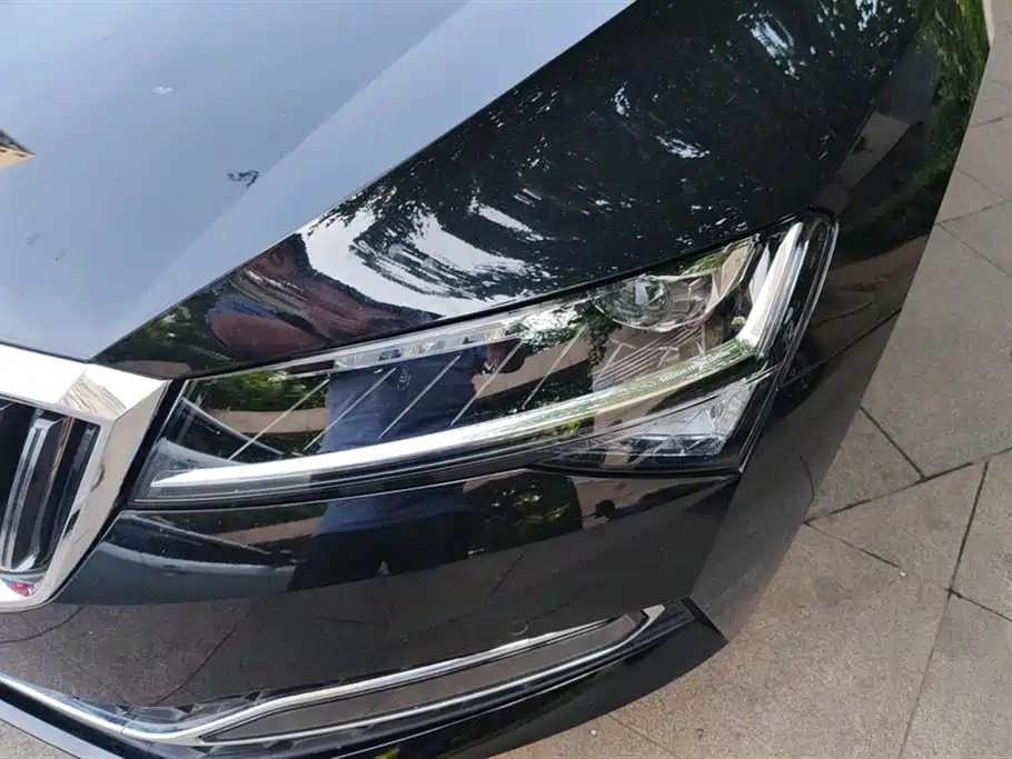 Škoda Superb 2024 TSI280 DSG Premium Edition фото 5