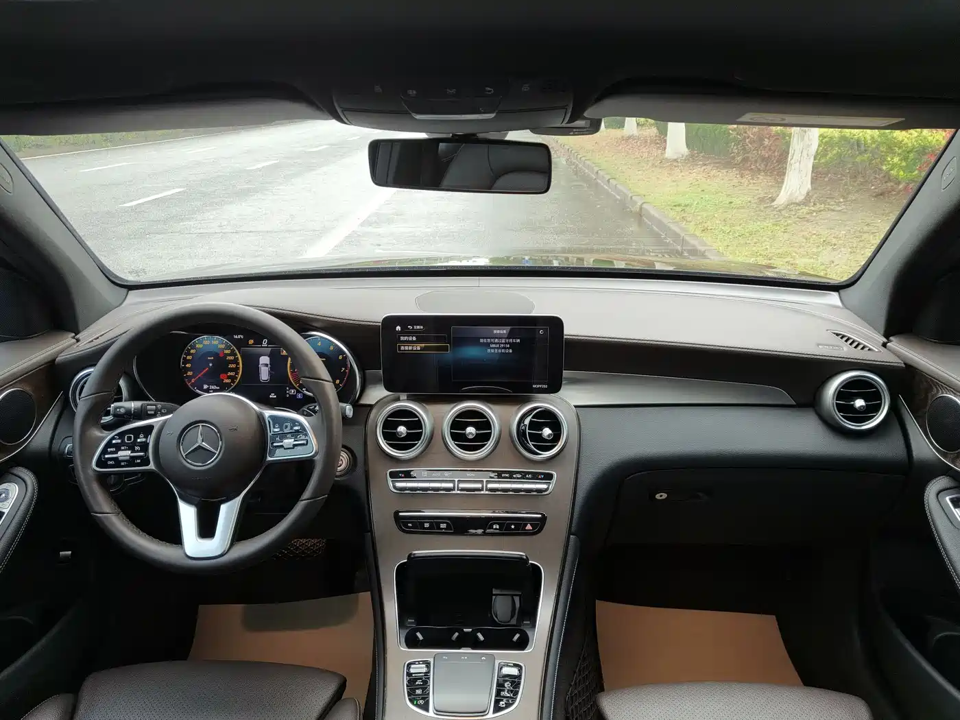 Mercedes-Benz GLC 2020 GLC 260 L 4MATIC Luxury фото 7