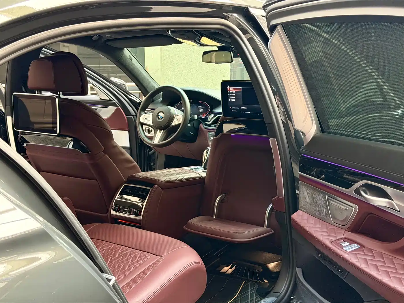 BMW 7 Series 2019 Facelift 740Li xDrive Executive M Sport Package фото 8