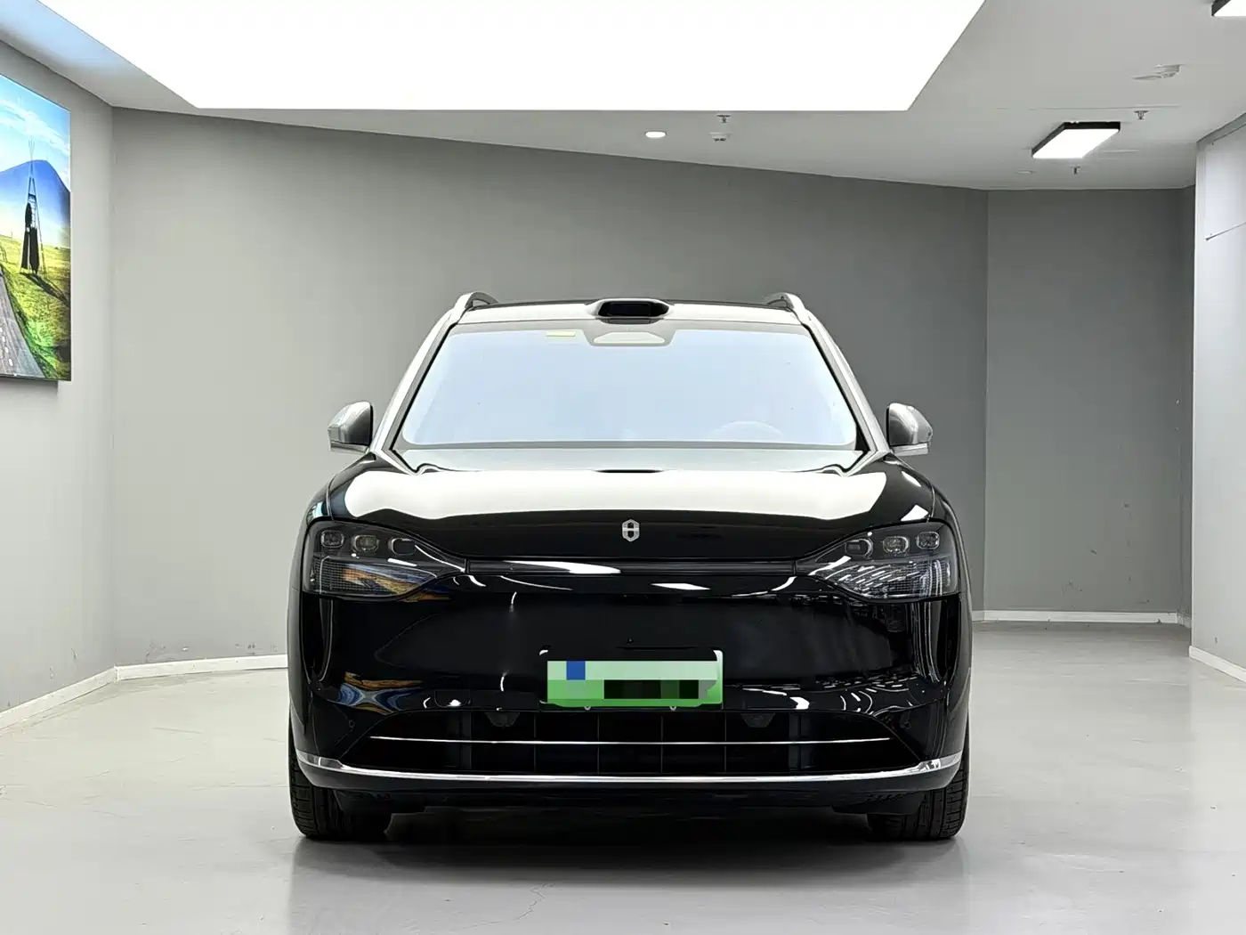 AITO Wenjie AITO M9 2025 Extended Range Ultra 52kWh 6-Seater фото 2