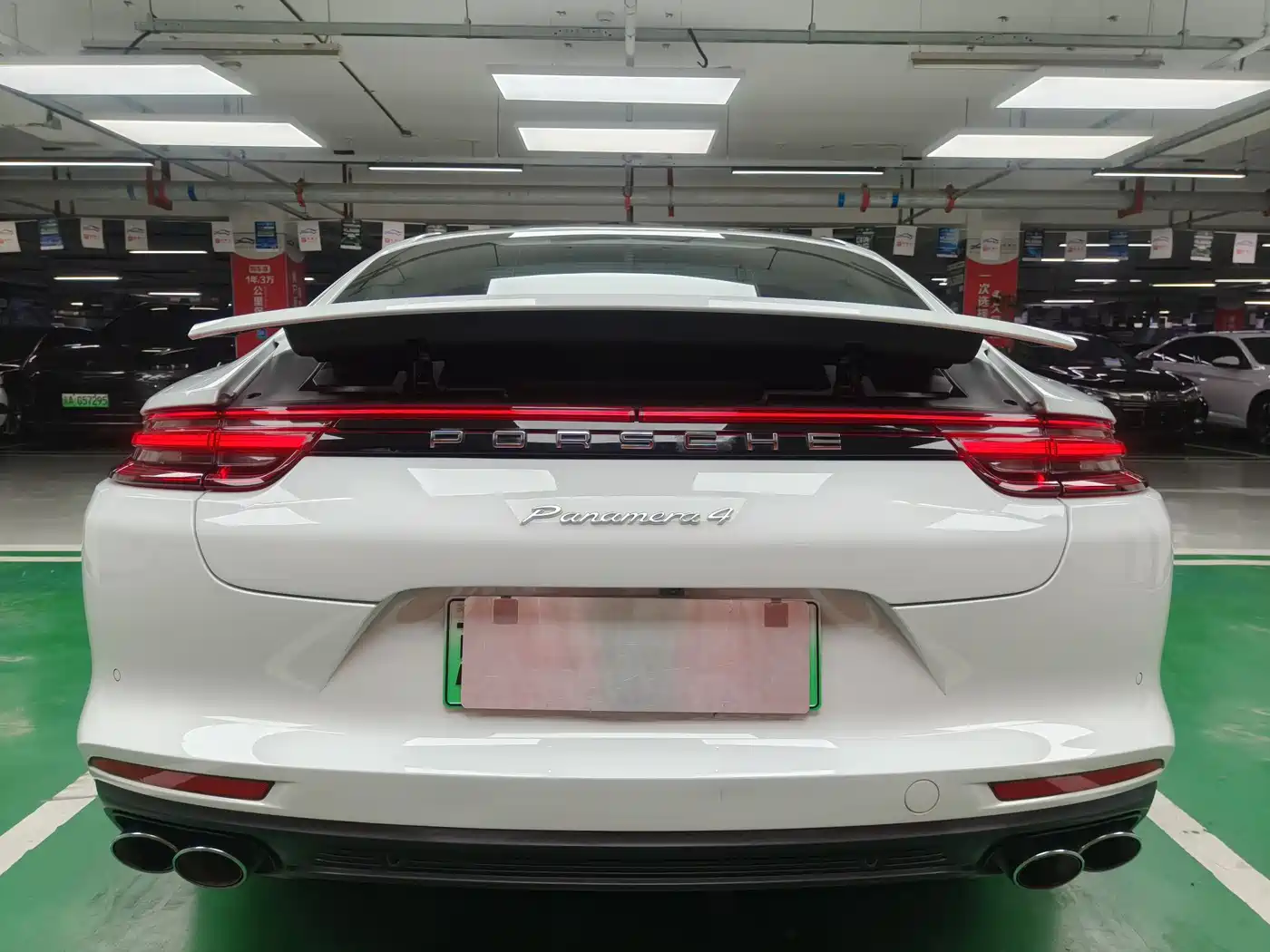 Porsche Panamera New Energy 2017 Panamera 4 E-Hybrid Executive Long Wheelbase 2.9T фото 6