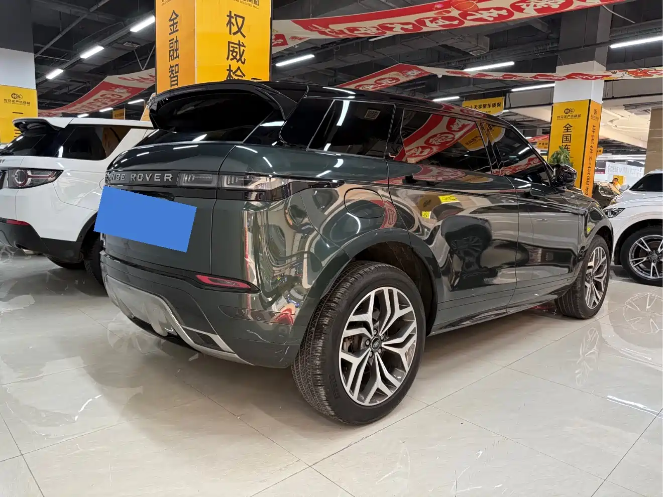 Land Rover Range Rover Evoque 2022 Facelift Range Rover Evoque L 249PS R-Dynamic Luxury фото 12