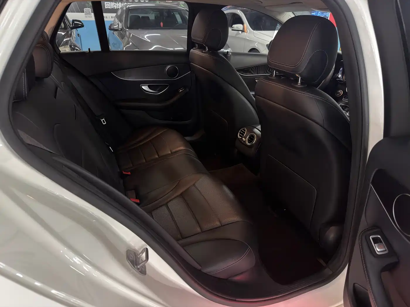 Фото 9 - Mercedes-Benz C-Class (Import)
