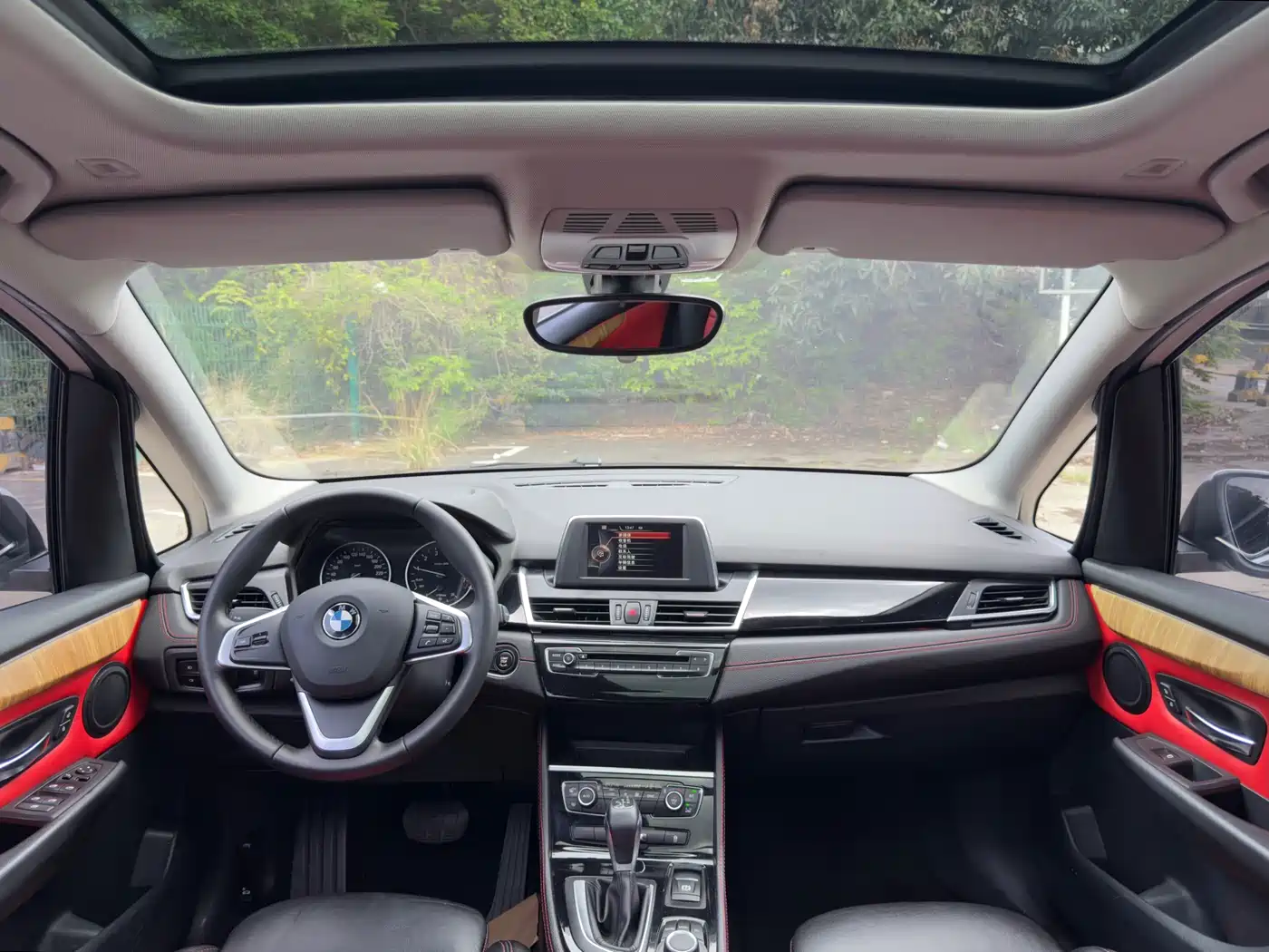 BMW 2 Series Gran Tourer 2015 218i Leading фото 8