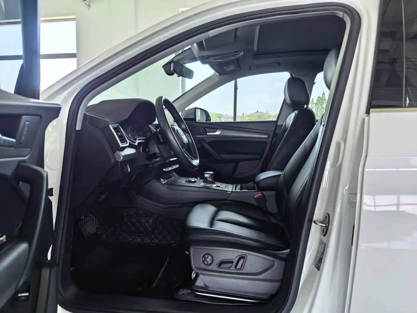Audi Q5L 2018 40 TFSI Premium Progressive China VI фото 12