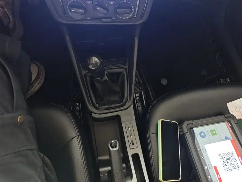 Volkswagen Santana 2018 1.5L Manual Trend Edition фото 13