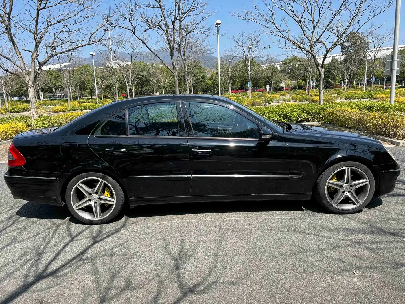 Mercedes-Benz E-Class 2008 Model E 280 Personality Sport Edition фото 11