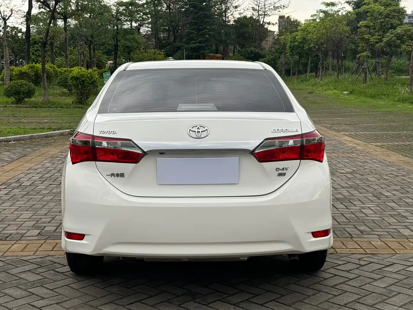 Toyota Corolla 2017 Facelift 1.2T S-CVT GL-i фото 12