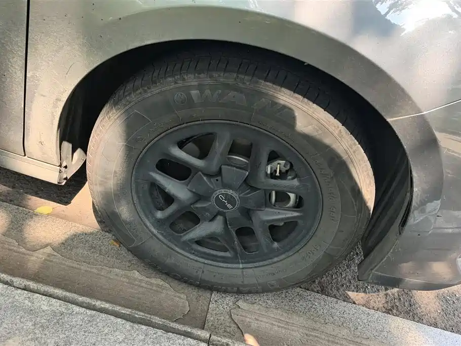 BYD Hai Bao 05 DM-i 2025 DM-i Smart Drive Edition 55KM Luxury фото 6