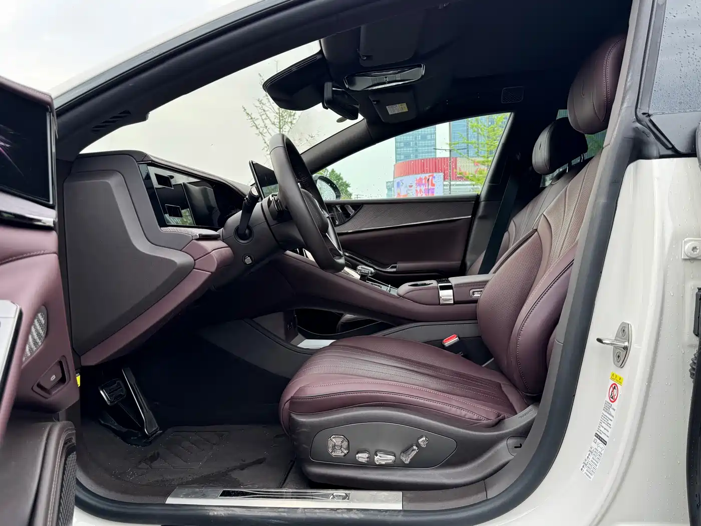 Denza Z9GT 2024 1100 AWD Ultra Edition фото 5