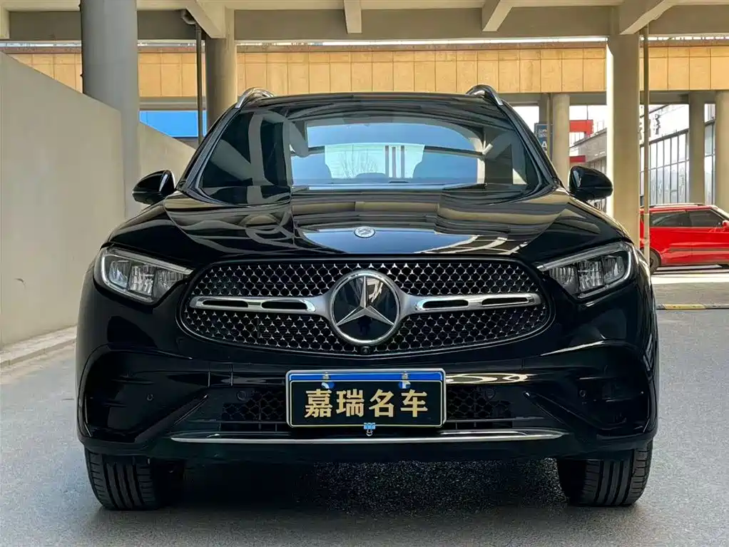Mercedes-Benz GLC 2024 GLC 300 L 4MATIC Dynamic 5-seater фото 2