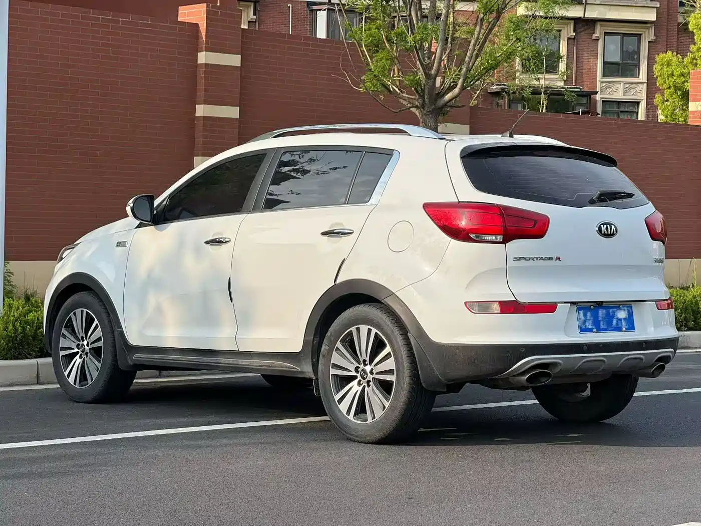 Kia Sportage 2015 2.0L Automatic 2WD DLX фото 15