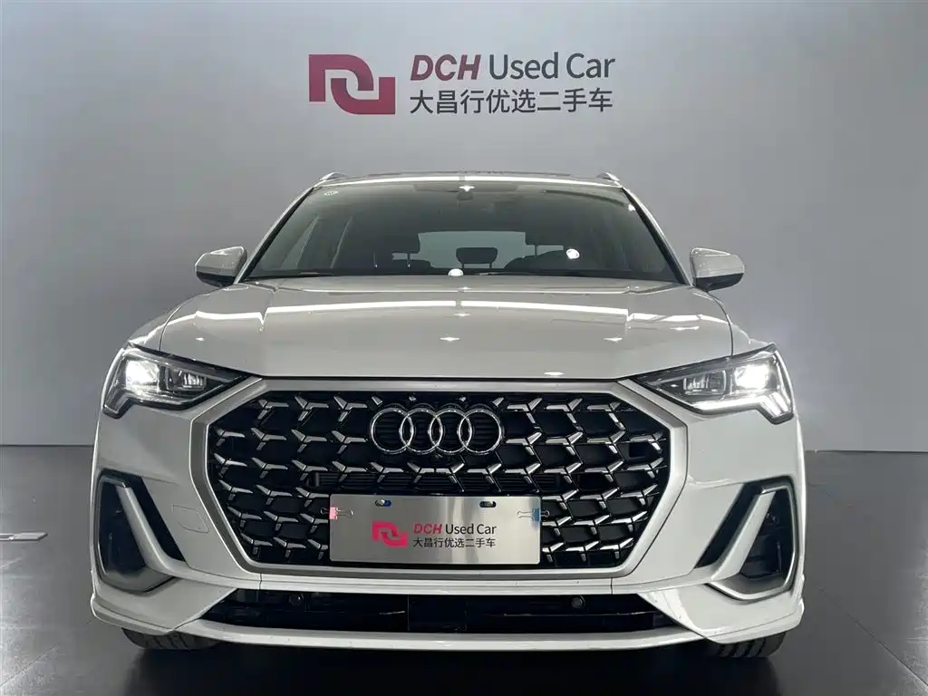 Audi Q3 2025 2025 quattro 45th Anniversary Edition 40TFSI Fashion Dynamic