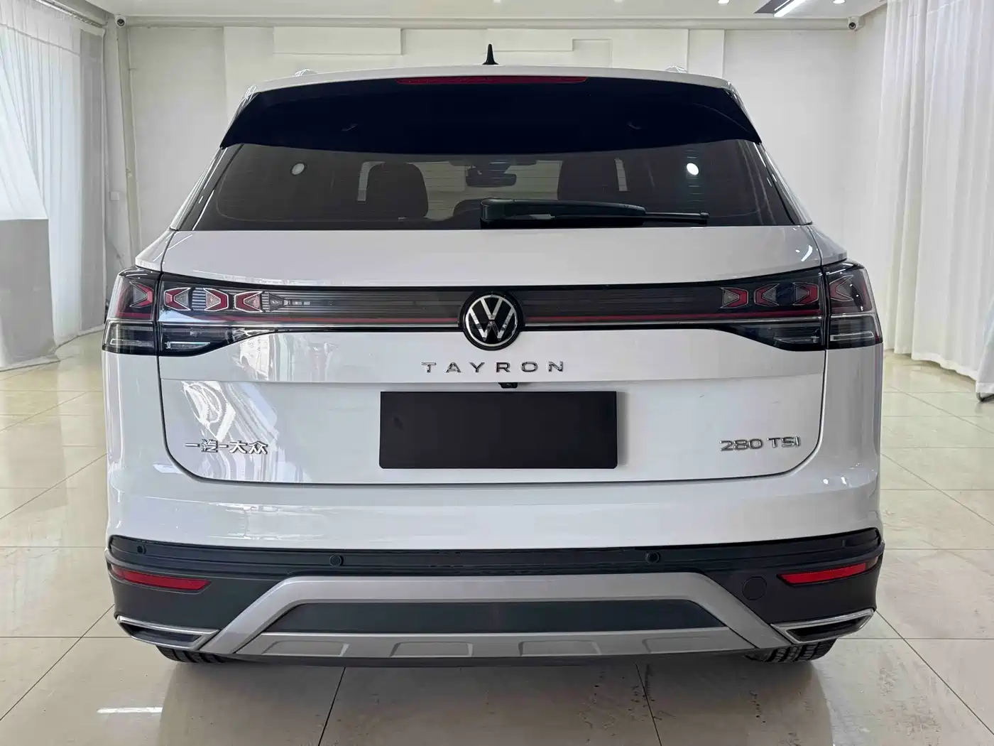Volkswagen Tayron 2023 280TSI 2WD Luxury Plus Advanced Edition фото 5