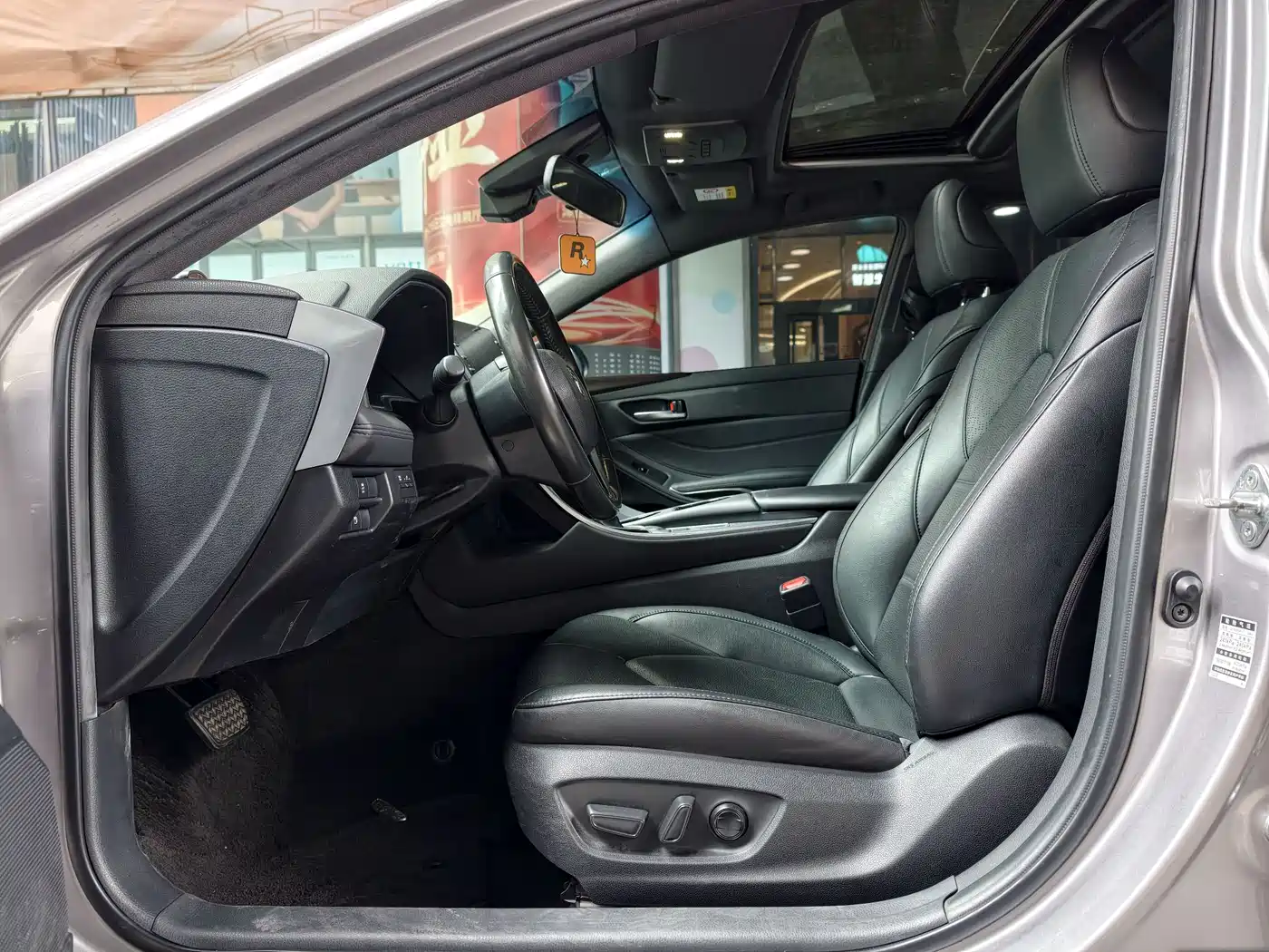 Toyota Avalon 2019 2.0L Luxury Edition (China VI) фото 12