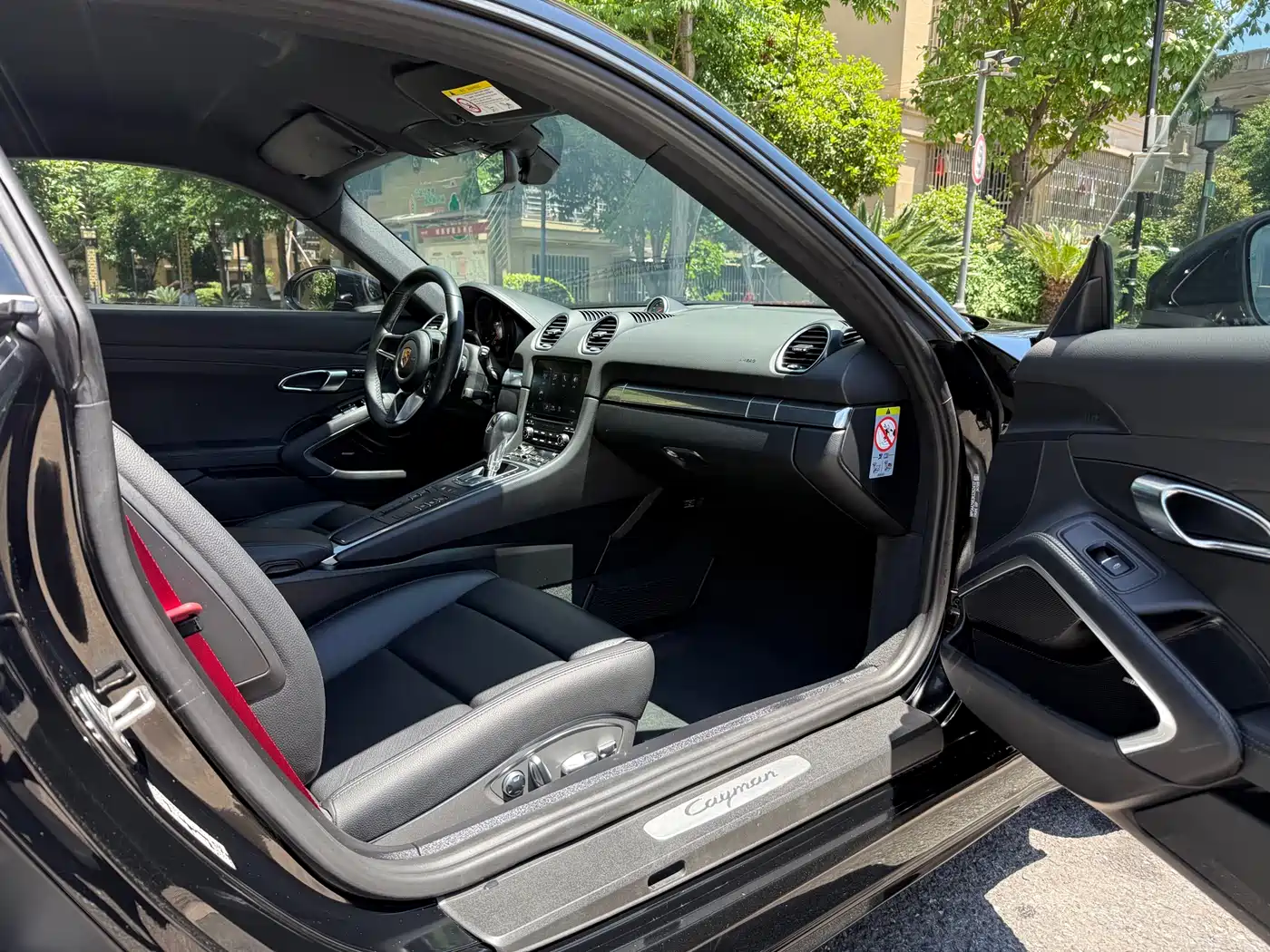 Porsche 718 2018 Cayman 2.0T фото 8