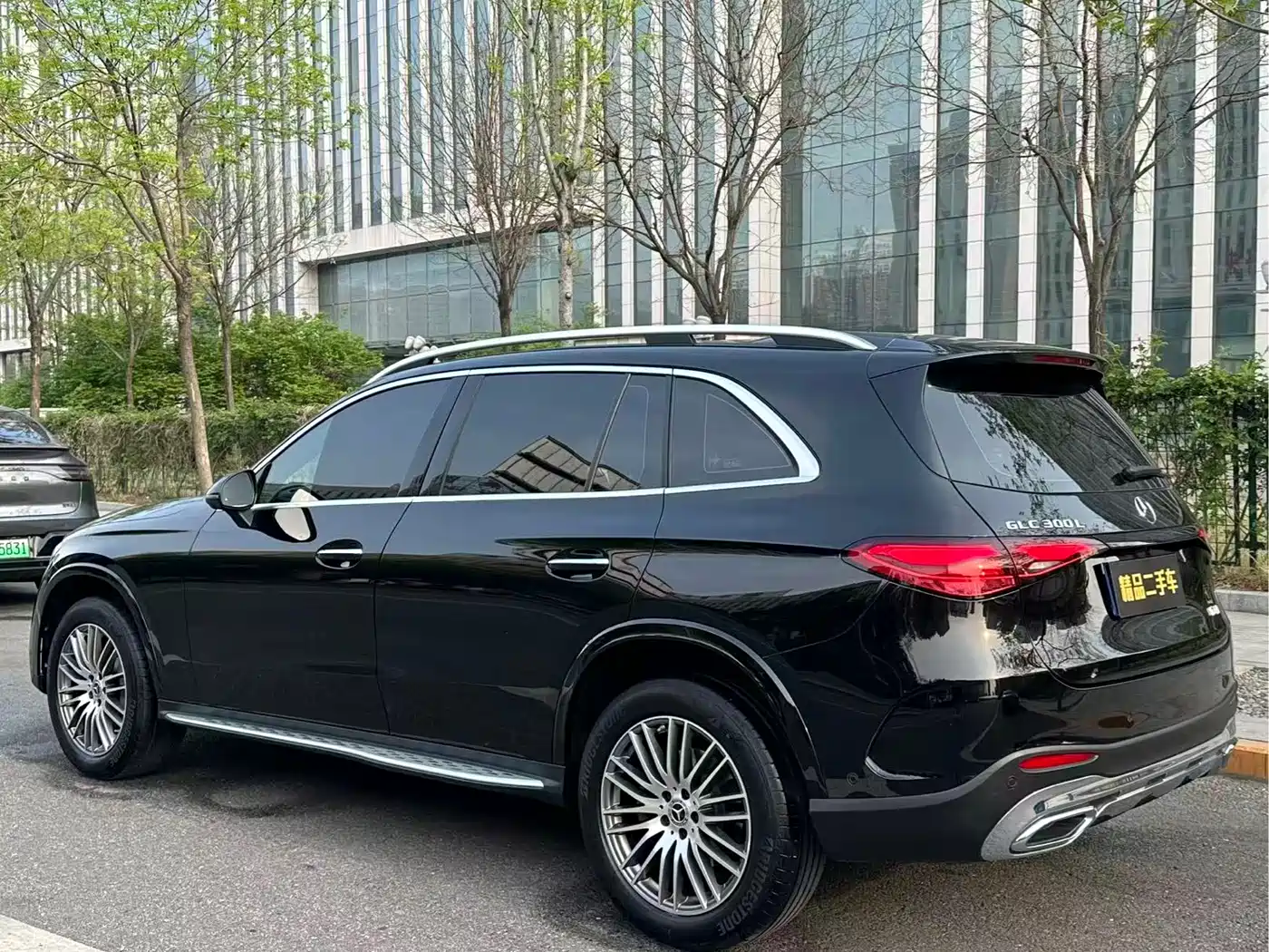 Mercedes-Benz GLC 2023 Facelift GLC 300 L 4MATIC Sport 7-Seater фото 5