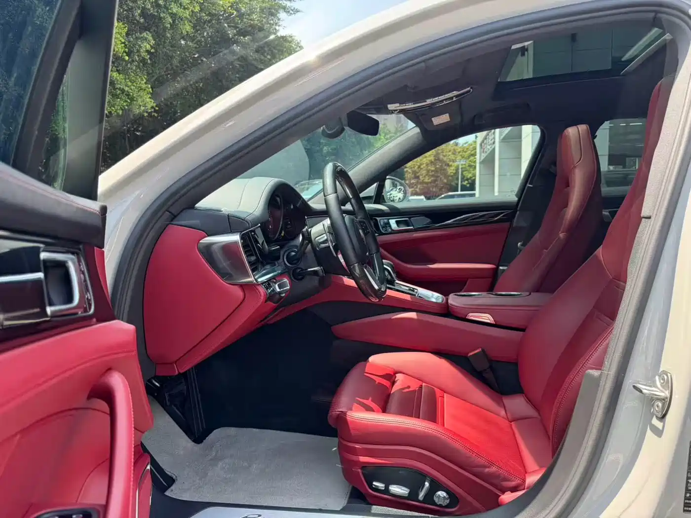 Porsche Panamera 2020 Panamera 10th Anniversary Edition 2.9T фото 6