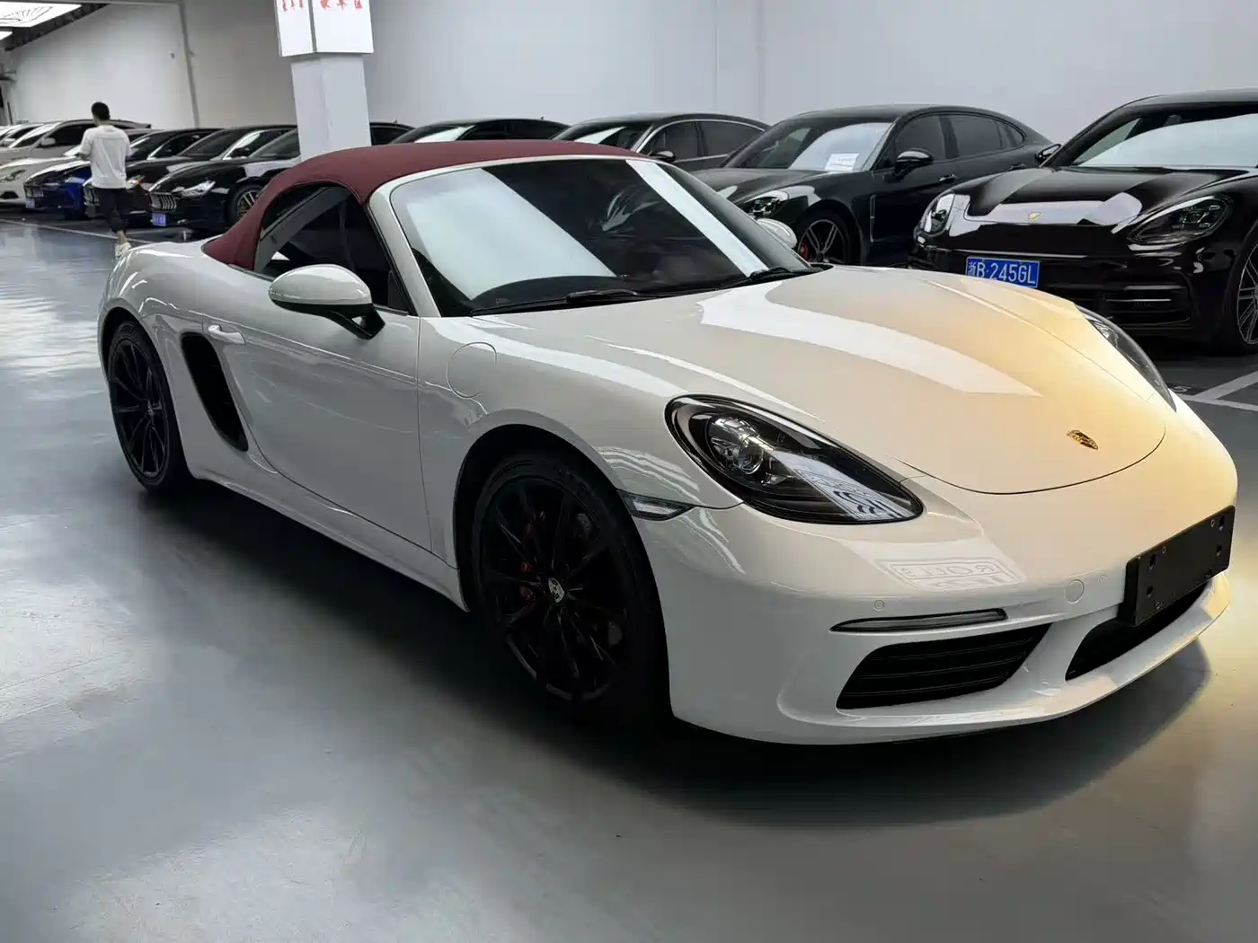 Porsche 718 2020 Boxster 2.0T фото 3