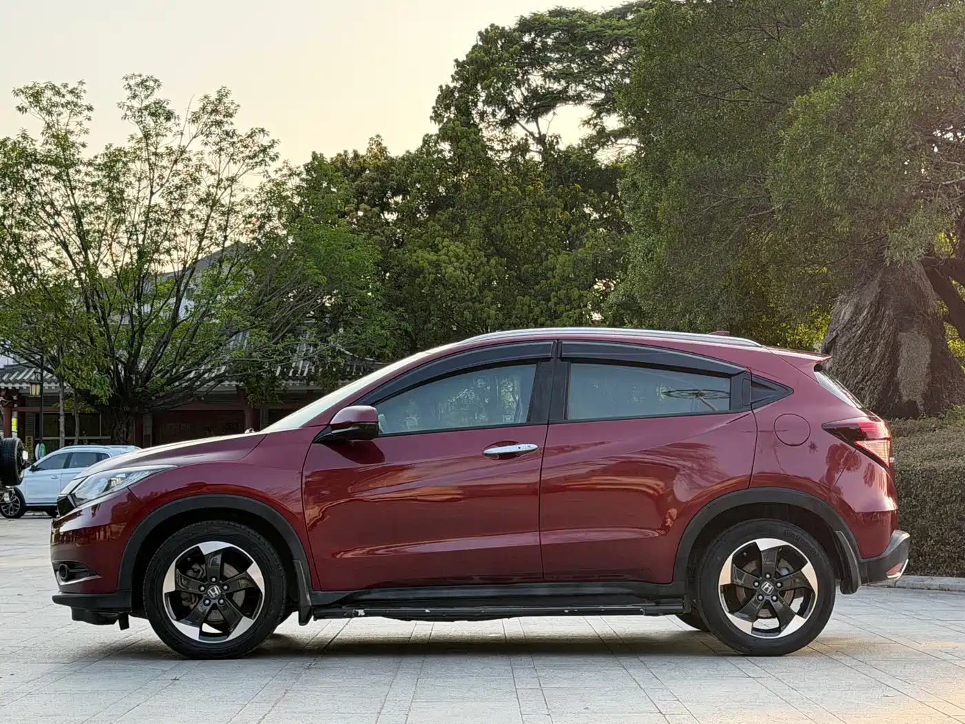 Photo 4 - Honda Vezel