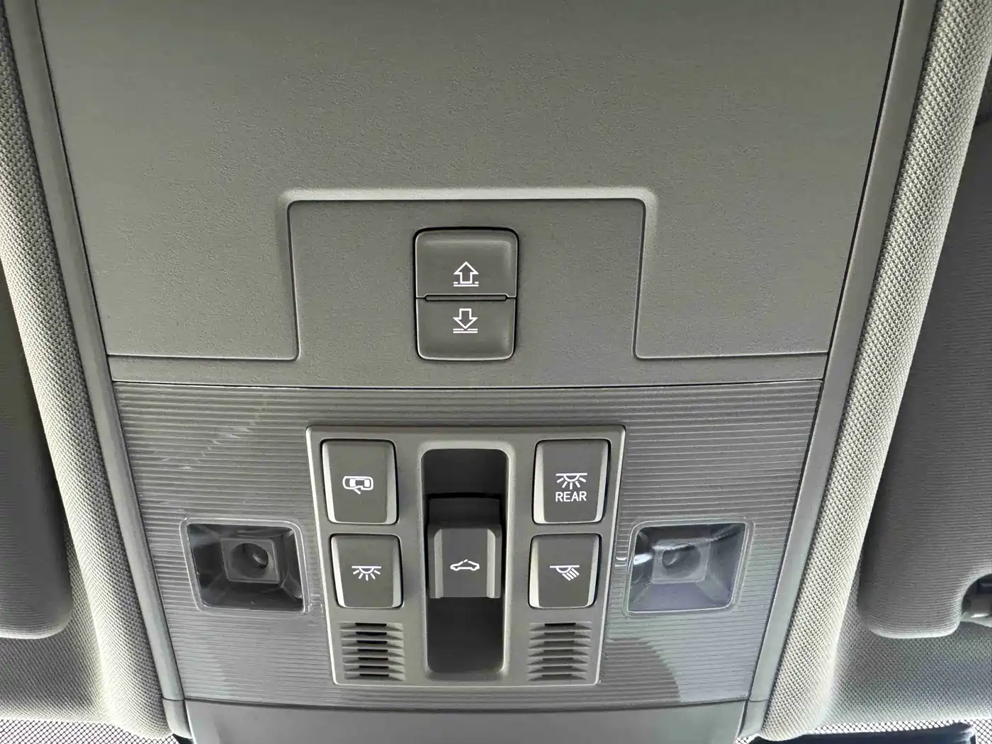 Volkswagen Tayron 2023 280TSI 2WD Luxury Plus Advanced Edition фото 14