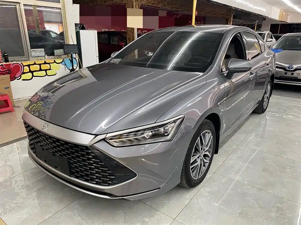BYD Qin PLUS 2023 Champion Edition DM-i 120KM Leading Type