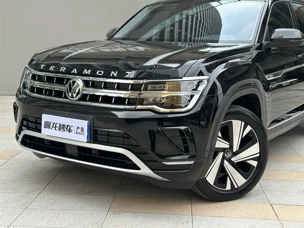 Volkswagen Teramont 2023 330TSI FWD Premium Luxury Edition фото 14