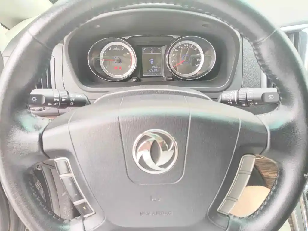 Dongfeng Fengxing Fengxing CM7 2018 2018 Classic 2.0T Manual Luxury